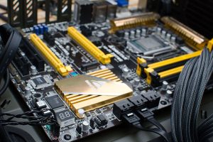 Cách thành phần chính của Mainboard máy tính