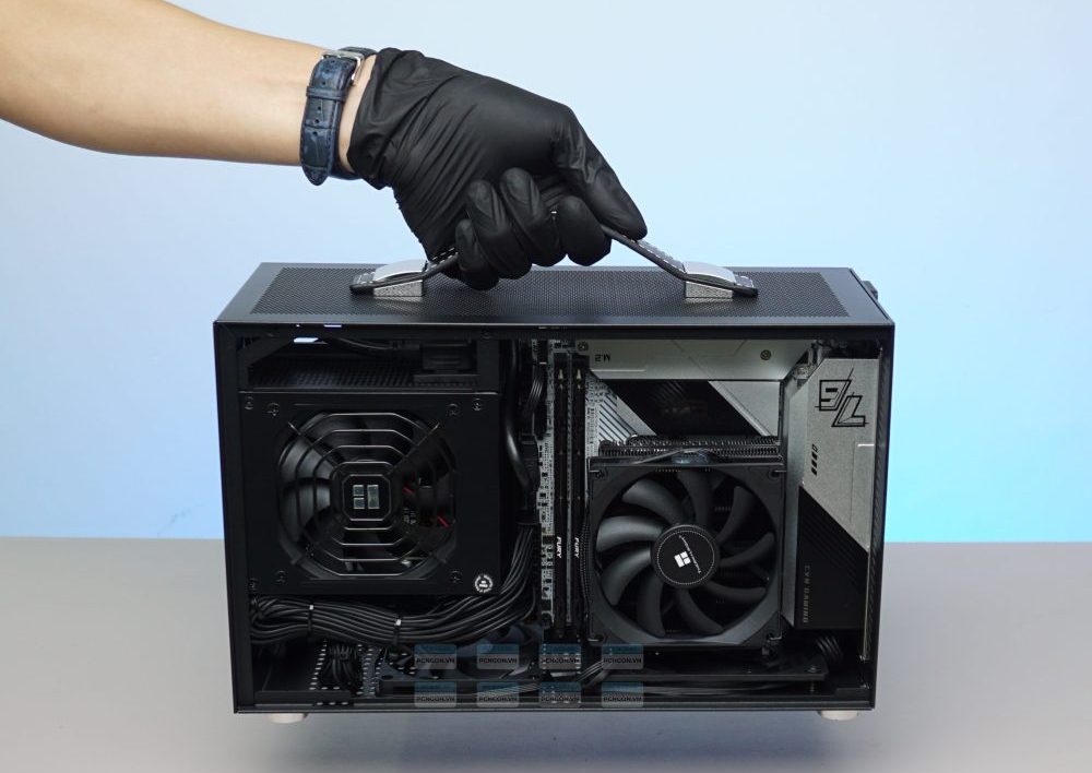 Pc-gaming-nho-gon-3