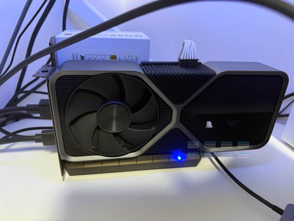Dock Egpu Thunderbolt 5 Th5p4 Exp Gdc 2